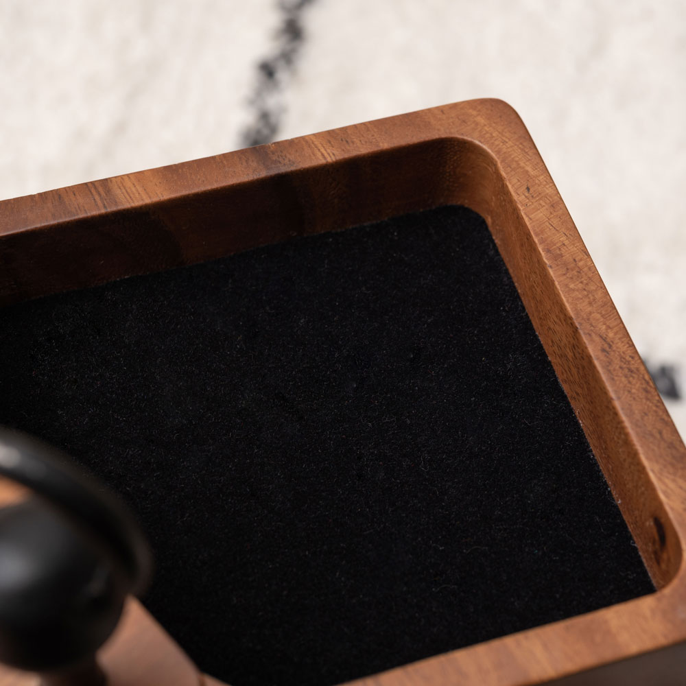 天然木の小物入れ｜リングケース｜空間を引き立てる卓上ケース