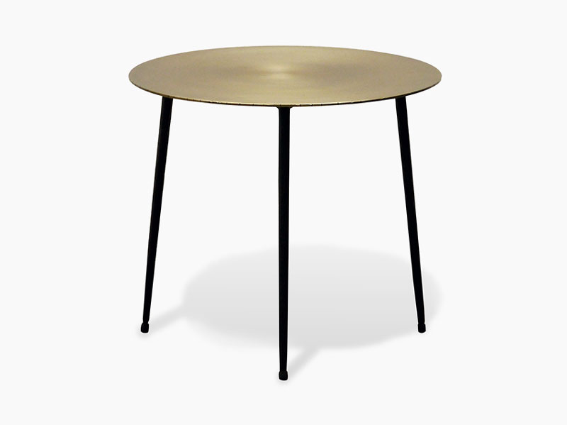 個性あふれる天板が目を惹くサイドテーブル|BE