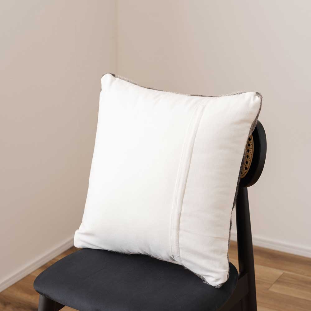 牛革、レザークッションカバー Amazon.co.jp: NGF 本革牛革クッションカバー - 牛の皮に