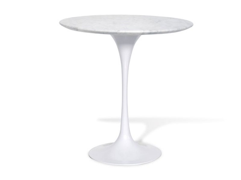 天然の大理石を使用したスタイリッシュなサイドテーブル