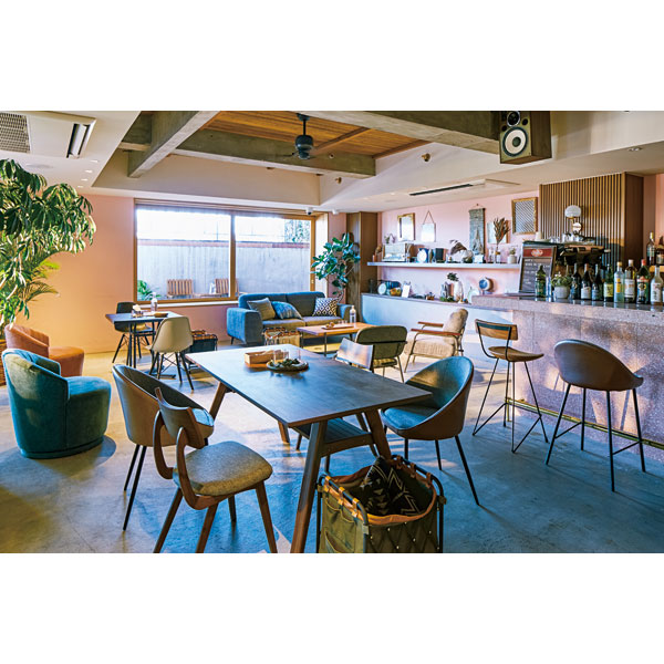 天然木のシンプルなダイニングテーブル | アッシュ材 | 北欧