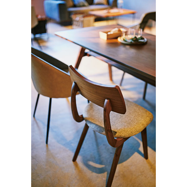 天然木仕様 木のぬくもりが感じられるダイニングチェア | インテリア