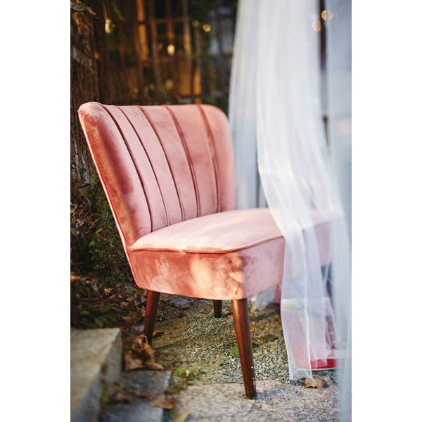 レトロなデザインと愛らしいフォルムが印象的なチェア | アンティークインテリア