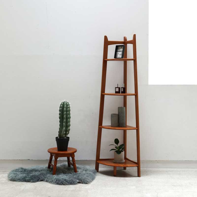 北欧レトロデザインのコーナーオープンラック｜空間を活用する