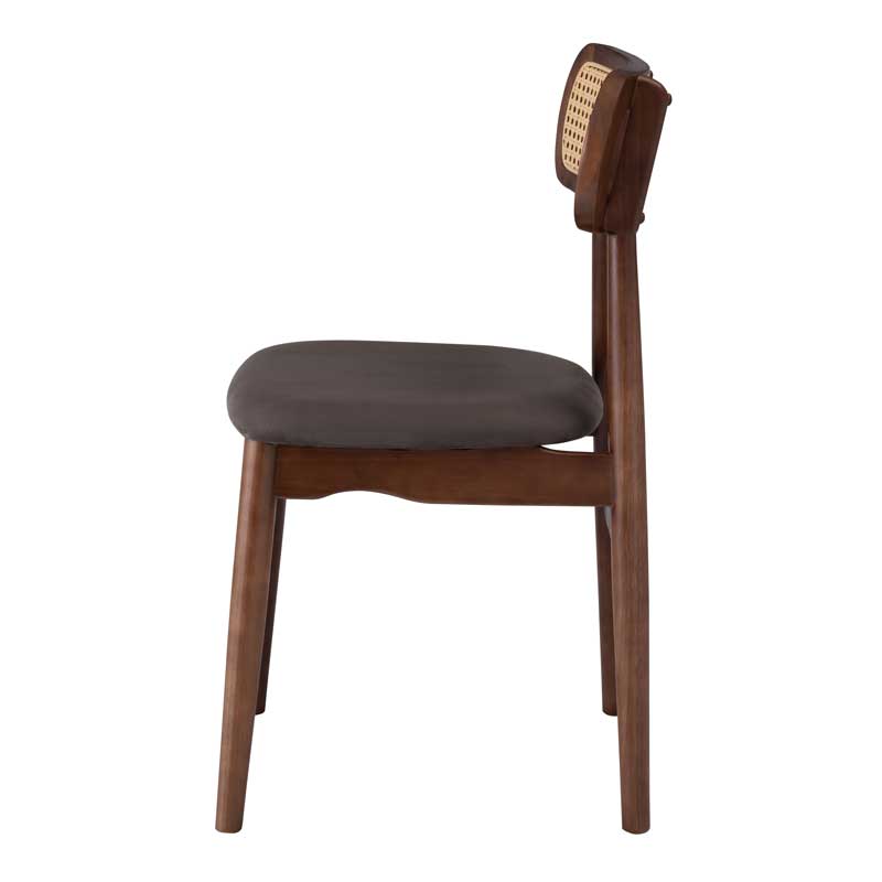 ラタン背もたれの北欧風ダイニングチェア｜スエード調座面で柔らかな空間に