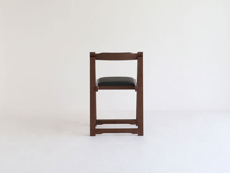 ナチュラルな折り畳み式のデスクとチェアセット