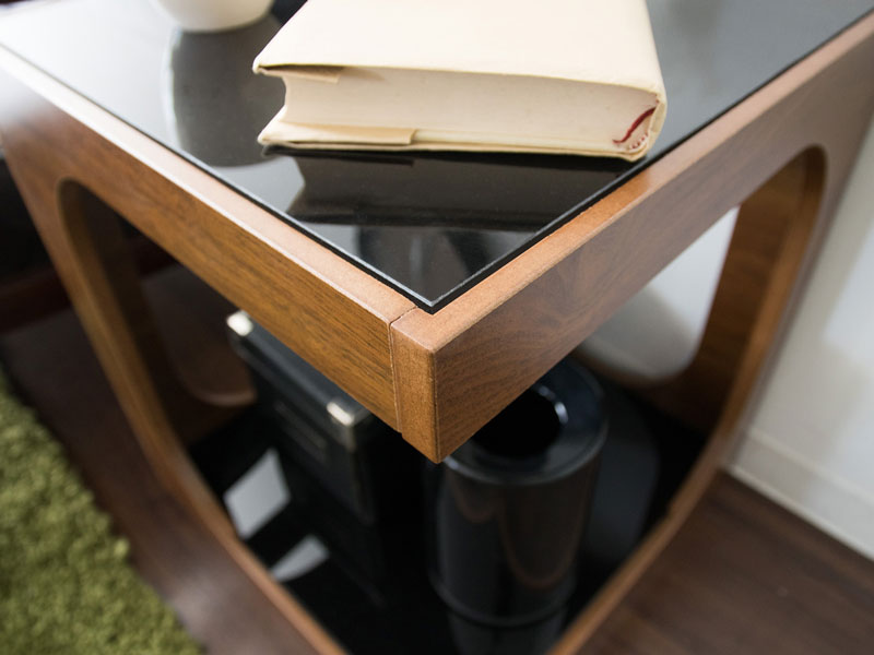 ガラス天板のサイドテーブル｜シンプルモダン | インテリア・家具の