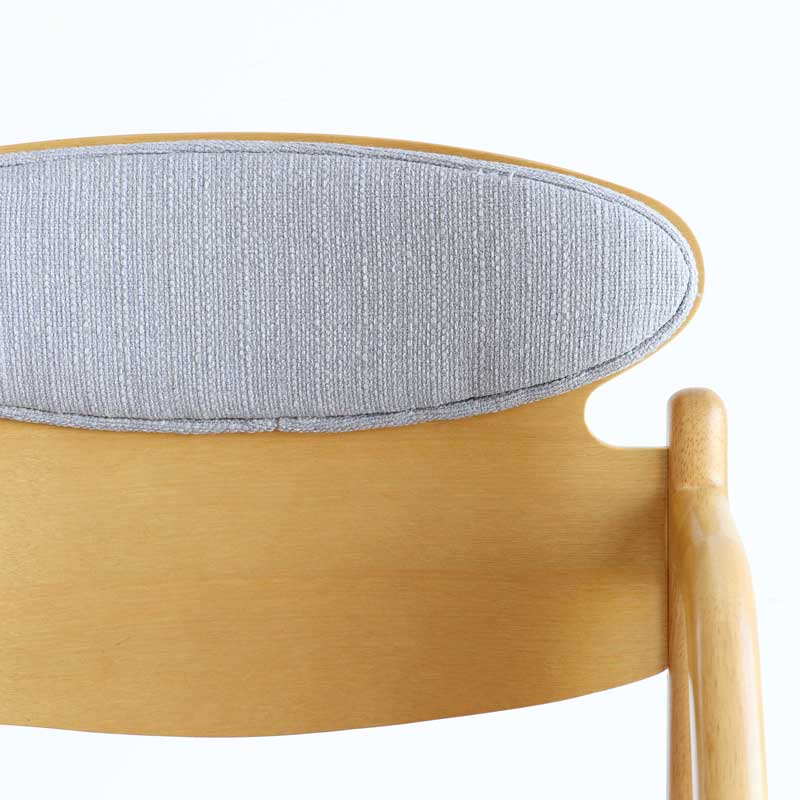 成長に寄り添う調整式ダイニング学習チェア｜広々背もたれデザイン