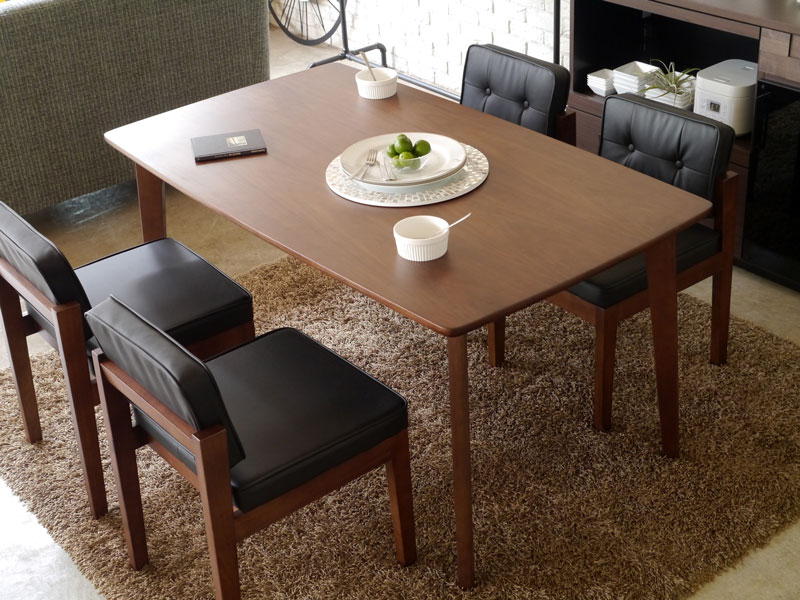 美しい木目が特徴的な高級感のあるダイニングテーブル|幅150cm|CK