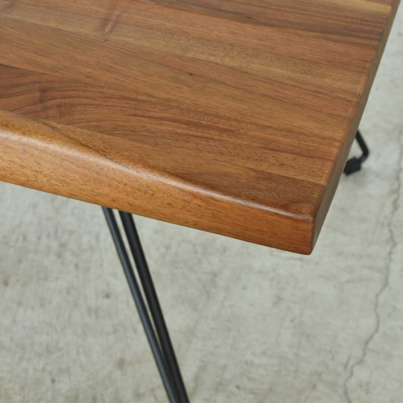 ウォールナット無垢×スチール脚のインダストリアルダイニングテーブル｜幾何学デザインが映える上質な空間へ｜幅160cm