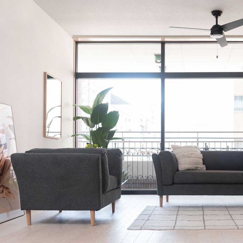 北欧デザインの1人掛けソファ｜ボリュームのあるクッション