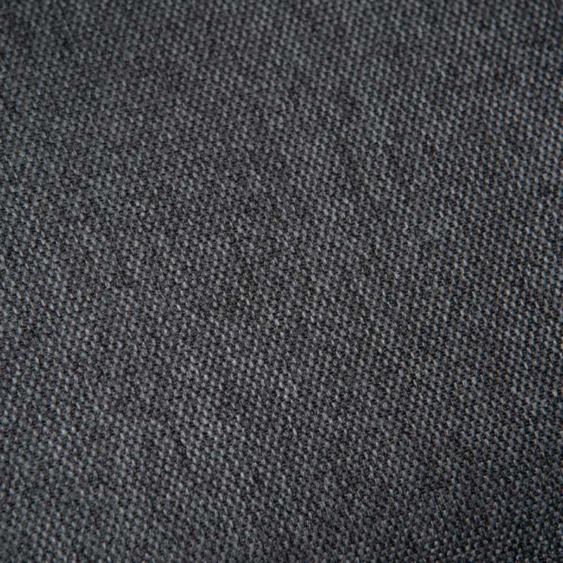 北欧デザインの1人掛けソファ｜ボリュームのあるクッション