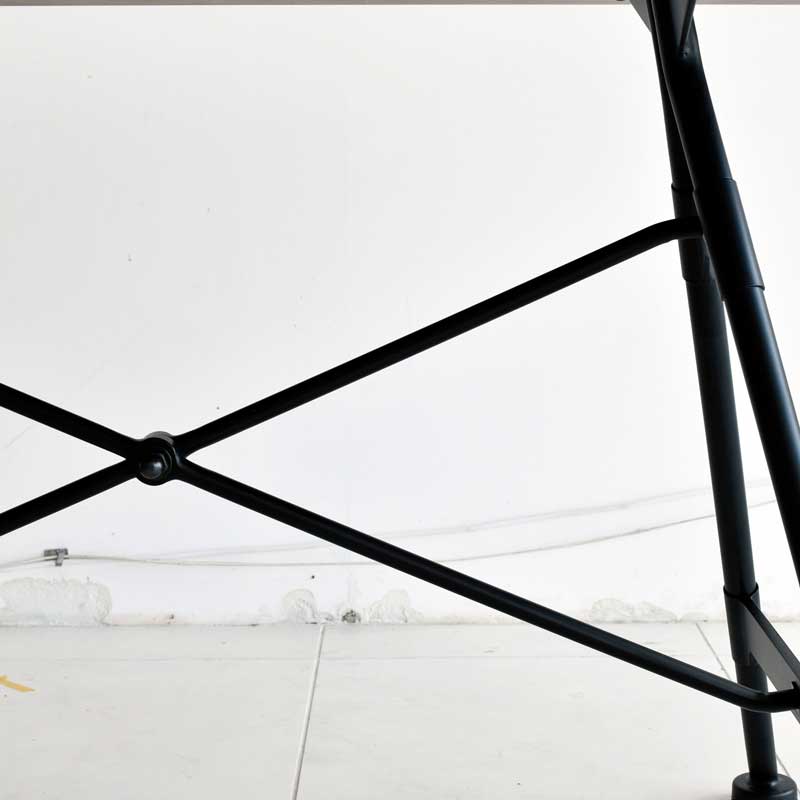 無垢材×スチール脚のナチュラルモダンダイニングテーブル|軽やかで上質な空間を演出|幅150cm