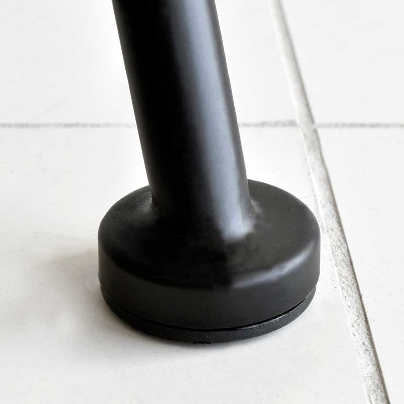 無垢材×スチール脚のナチュラルモダンダイニングテーブル|軽やかで上質な空間を演出|幅150cm