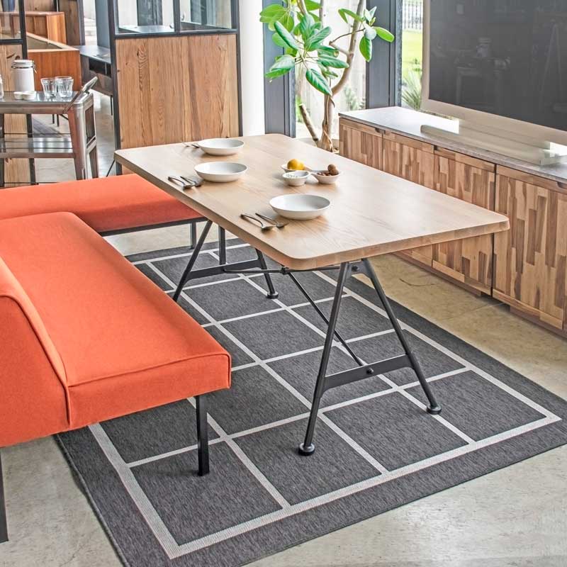 無垢材×スチール脚のナチュラルモダンダイニングテーブル|軽やかで上質な空間を演出|幅150cm