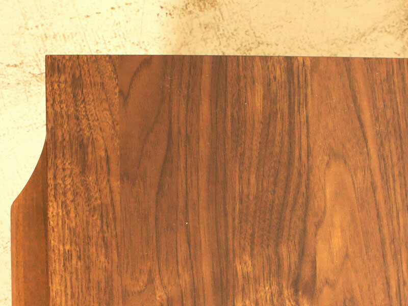 木のあたたかさを感じられるTVボード | オイル仕上げ