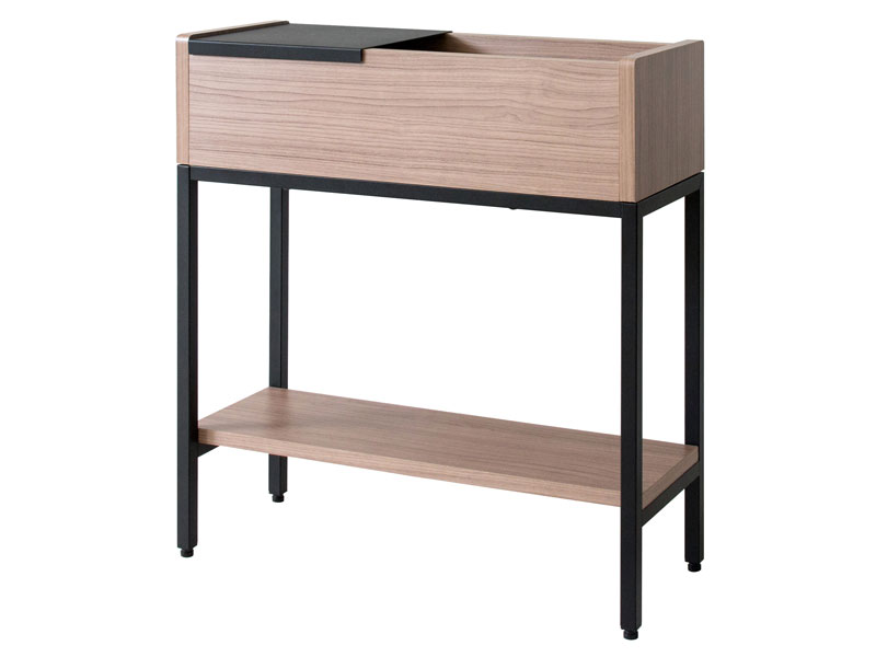 サイドテーブルにもなるプランターテーブル