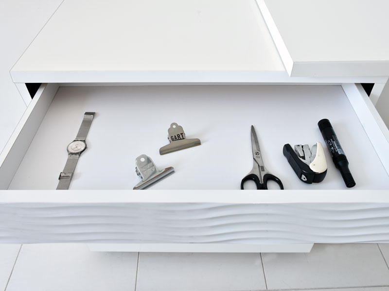 波状デザインがポイントのキッチンデスク｜SU