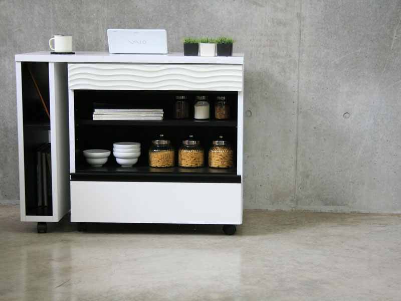 波状デザインがポイントのキッチンデスク｜SU