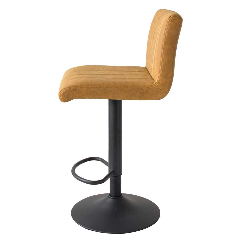 レザー張地のバーチェア｜ミッドセンチュリーな雰囲気