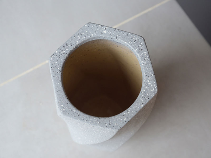 小さい目サイズの傘立て｜北欧モダン