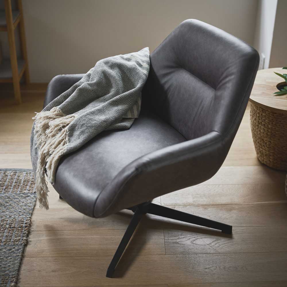 モダンなデザインのラウンジチェア|包み込まれるデザイン&360°回転式で機能性も抜群