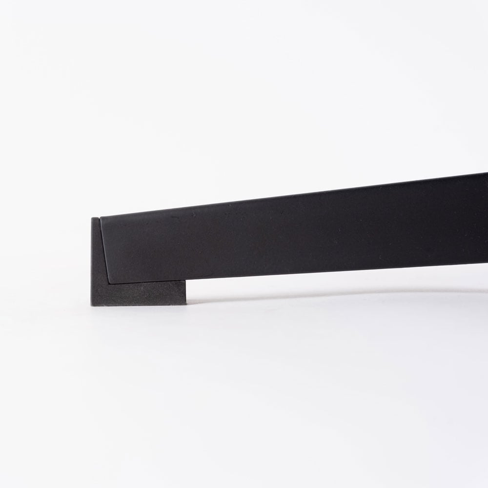 モダンなデザインのラウンジチェア|包み込まれるデザイン&360°回転式で機能性も抜群