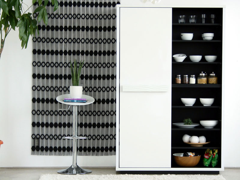 ホワイトとブラックのコントラストが美しいキッチンボード|幅120cm|SU