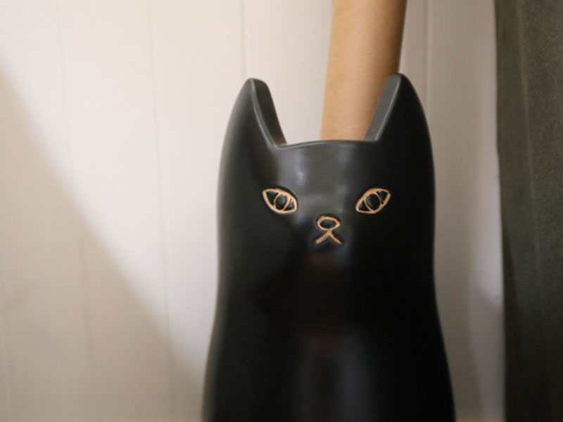 猫のデザインの傘立て｜陶器 | インテリア・家具の通販