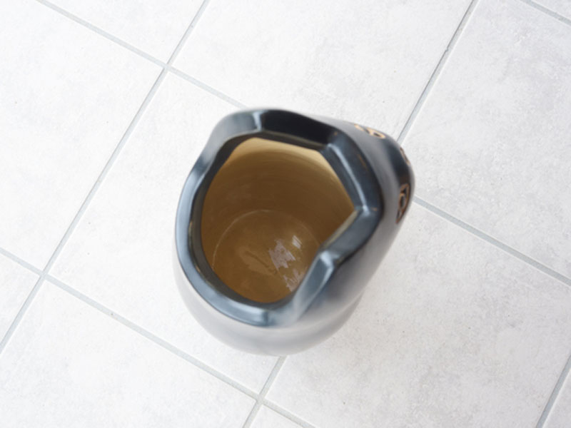 猫のデザインの傘立て｜陶器