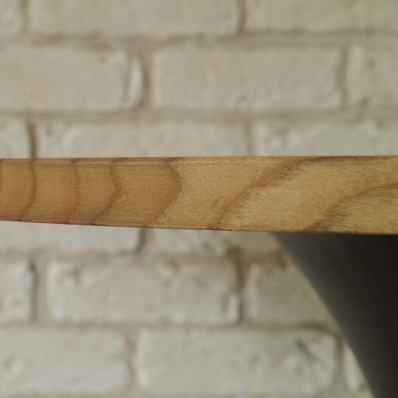 ブルックリンスタイルの丸型テーブル | 幅70cm｜優しいフォルムの馴染みやすいデザイン