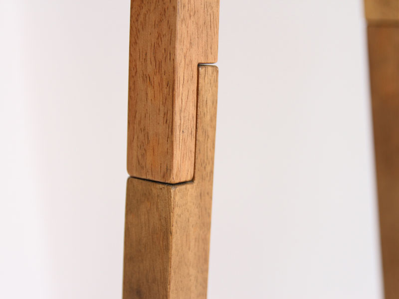 天然木とブラックスチールのハンガーラック | ソフトヴィンテージ