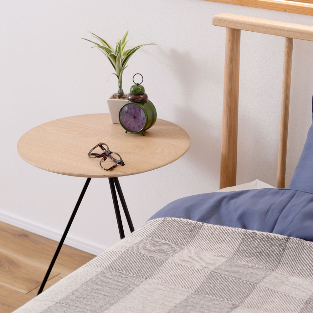 サイドテーブル おしゃれでシンプルなデザイン｜オーク突板×ブラック