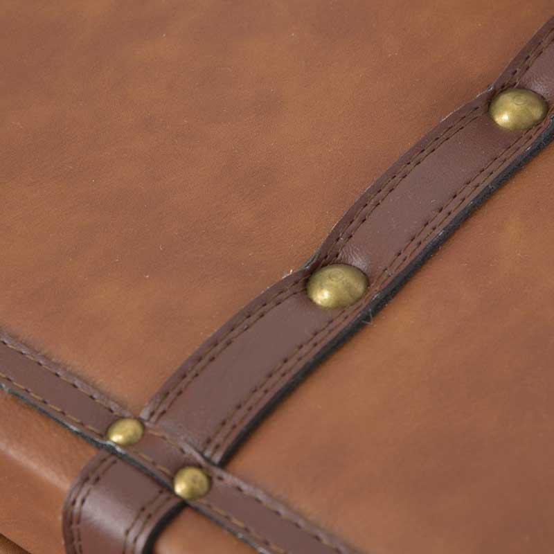 トランク風3段チェスト｜ヴィンテージ映えるレザー調収納