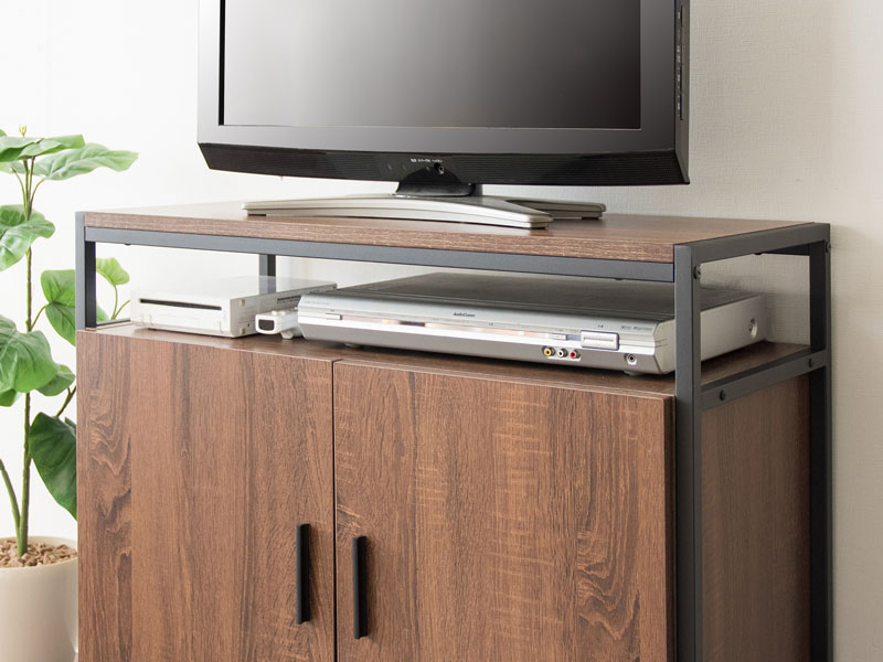 ハイタイプのキャビネットテレビ台｜シンプルモダン