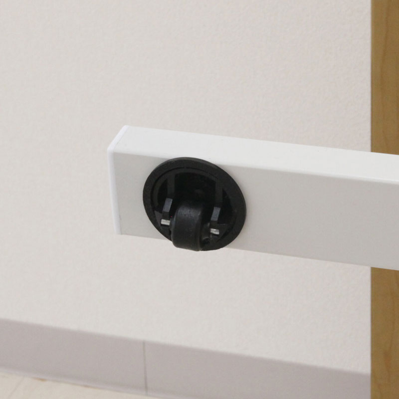 片脚タイプの昇降テーブル｜幅80cm｜キャスター付き