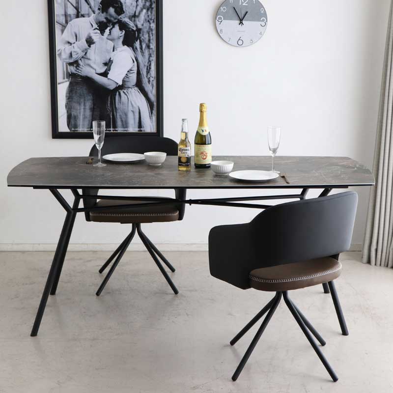 セラミック天板×スチール脚｜上質を纏うモダンなダイニングテーブル