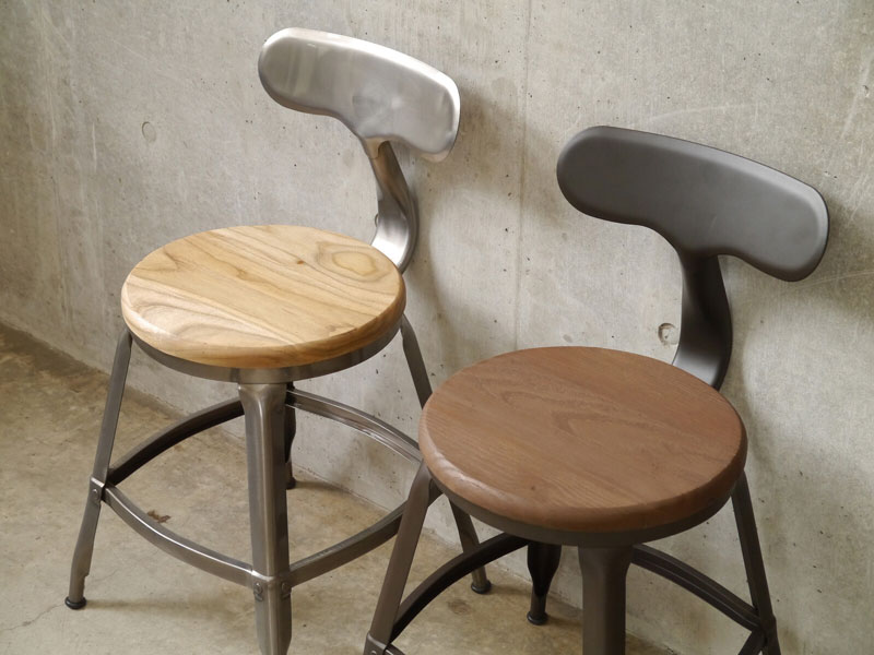 無垢材とシンプルなスチールを合わせたチェア | インダストリアルインテリア