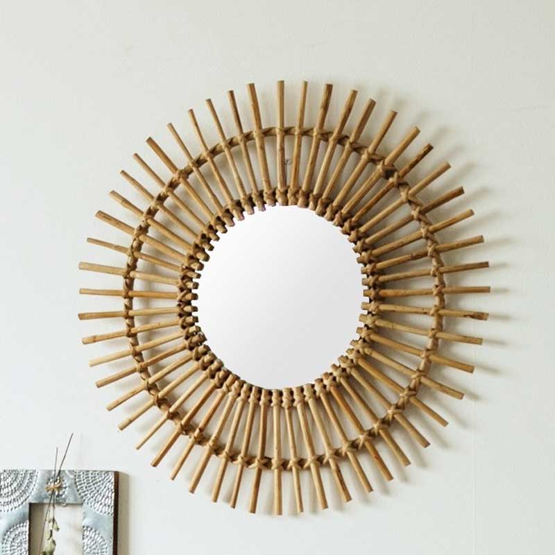 ラタンで編みこまれたウォールミラー｜西海岸インテリア