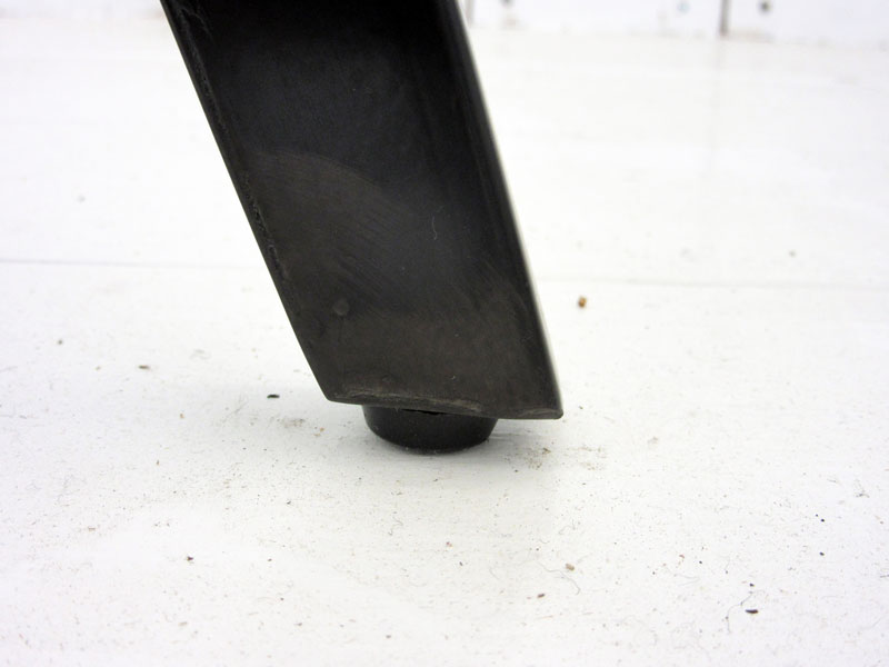 座面にオールドパインの自然仕上げを施した大人ヴィンテージスタイルのスツール｜MOSH