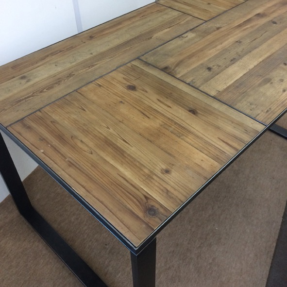 ダイニングテーブル フレーム×古材 カフェやバーに【幅140cm