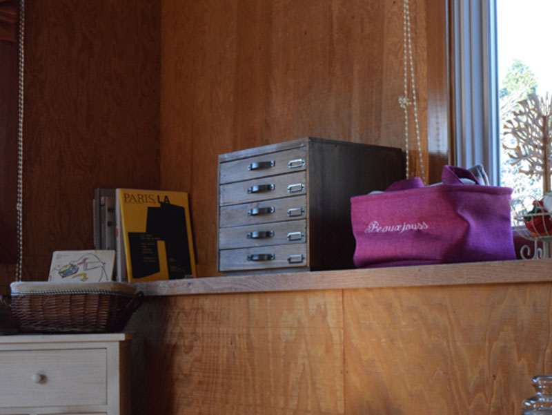 杉を使ったカフェ風の書類整理ラック|5段タイプ