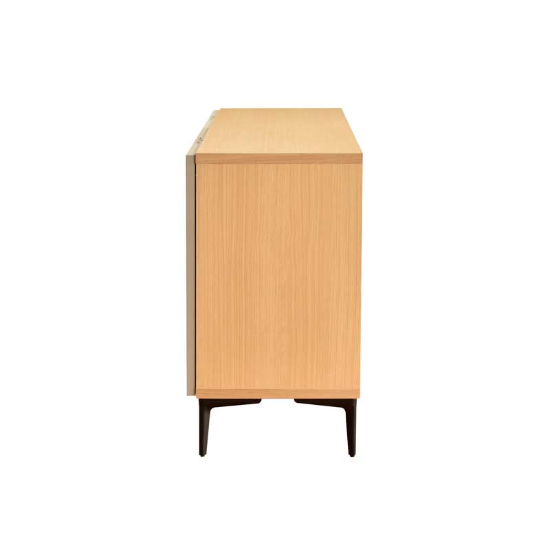 ベージュ×グレージュのおしゃれなサイドボード｜幅150cm｜デザイン扉が上品なモダンデザイン