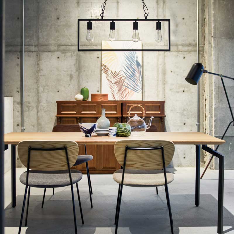 上質クラシックな3列カウンター｜暮らしを整える美収納の主役家具｜幅90cm