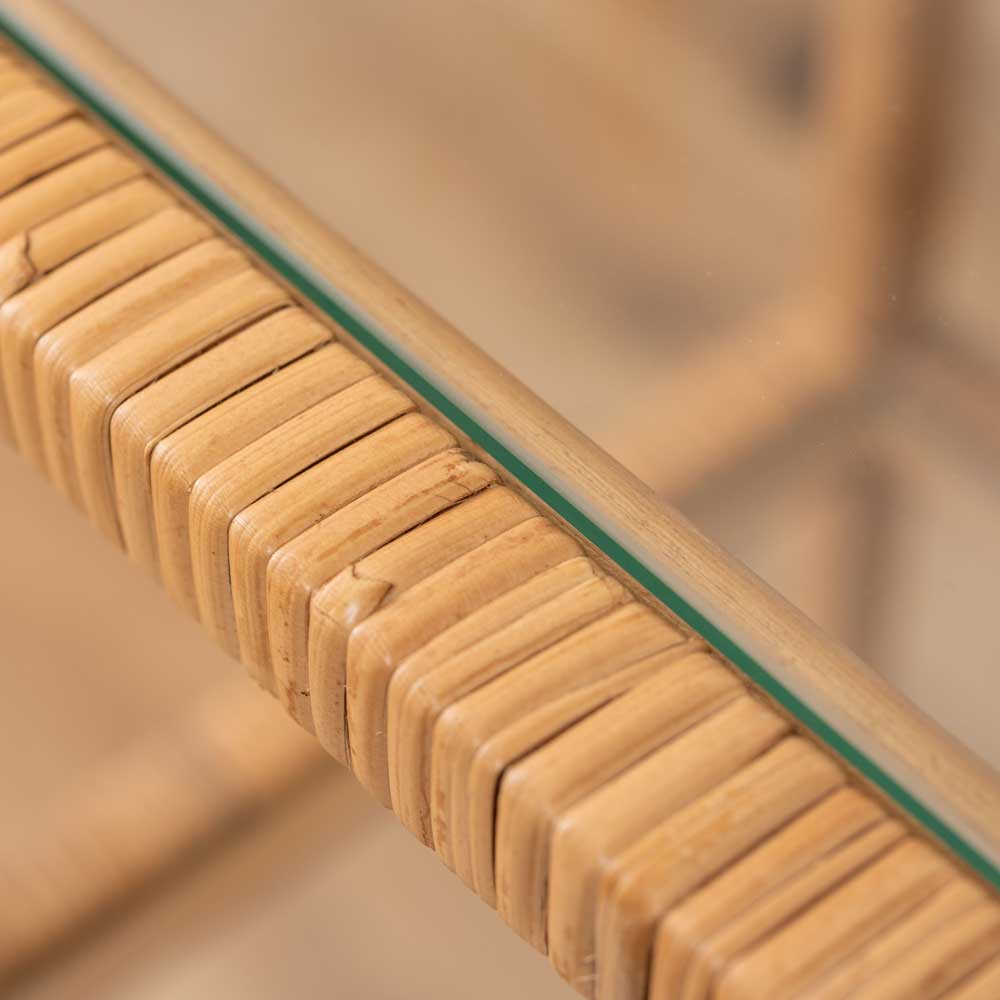 ナチュラルラタン×ガラスの3段シェルフ|気軽に魅せる天然素材の収納ラック|幅50cm