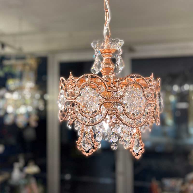 豪華なレースデザインのシャンデリア|1灯