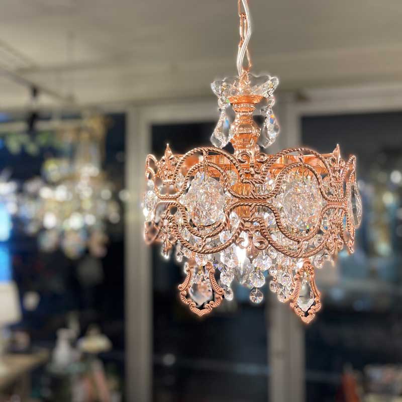 豪華なレースデザインのシャンデリア|1灯