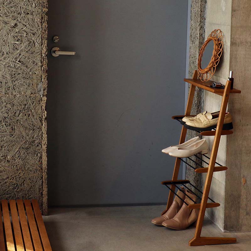 木目×スチールのスタイリッシュシューズラック｜ナチュラルモダン玄関収納