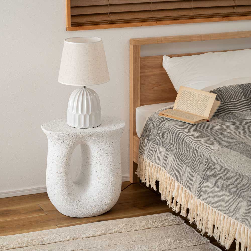 モダン×高級感テラゾー柄サイドテーブル｜おしゃれなディスプレイ台