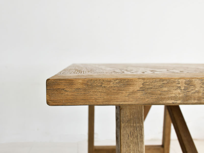 オーク無垢材を使用したヴィンテージライクなダイニングテーブル｜幅160cm｜MOSH